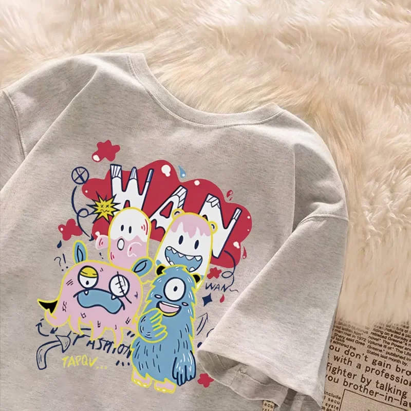 

Летняя мультяшная стильная ретро забавная милая свободная повседневная футболка с принтом «Маленький монстр», универсальная футболка большого размера