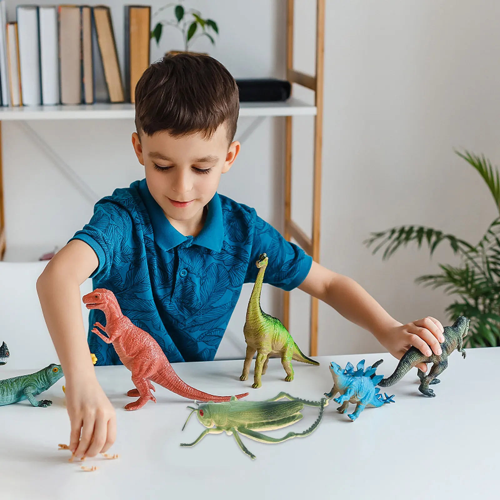 

Green Grasshopper Realistic Plastic Insect Outdoor Educational Playset Insect Theme Party Decor Garden Yard Accent