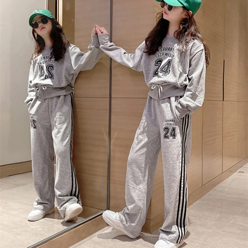 

Girls Suit Sweatshirts +Pants Cotton 2Pcs/Sets 2022 Charming Spring Summer School Outfits Sports Sets Kid Baby Children Clothing