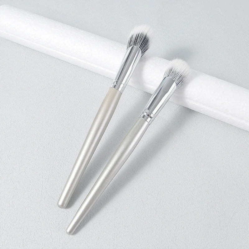 Professional Foundation Concealer Brush Premium Contour Blusher Brushes Flawless Under Eye Dense Face Makeup Brush For Blending