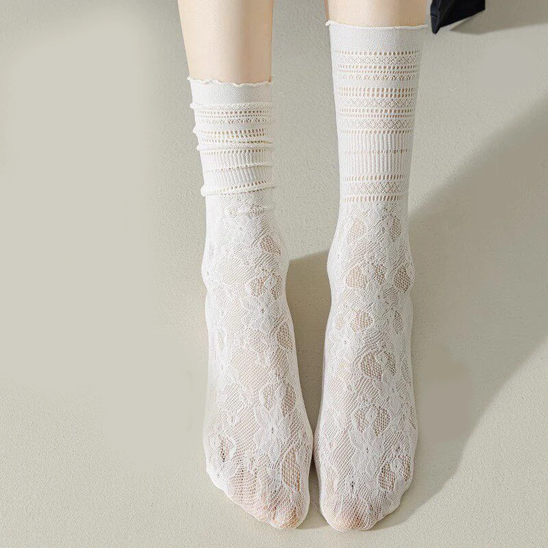 1Pair Women's Sexy Hollowed-out Fishnet Socks Summer Thin Floral Mesh Ruffle-edge Lace Sock Lolita Comfortable Breathable Socks