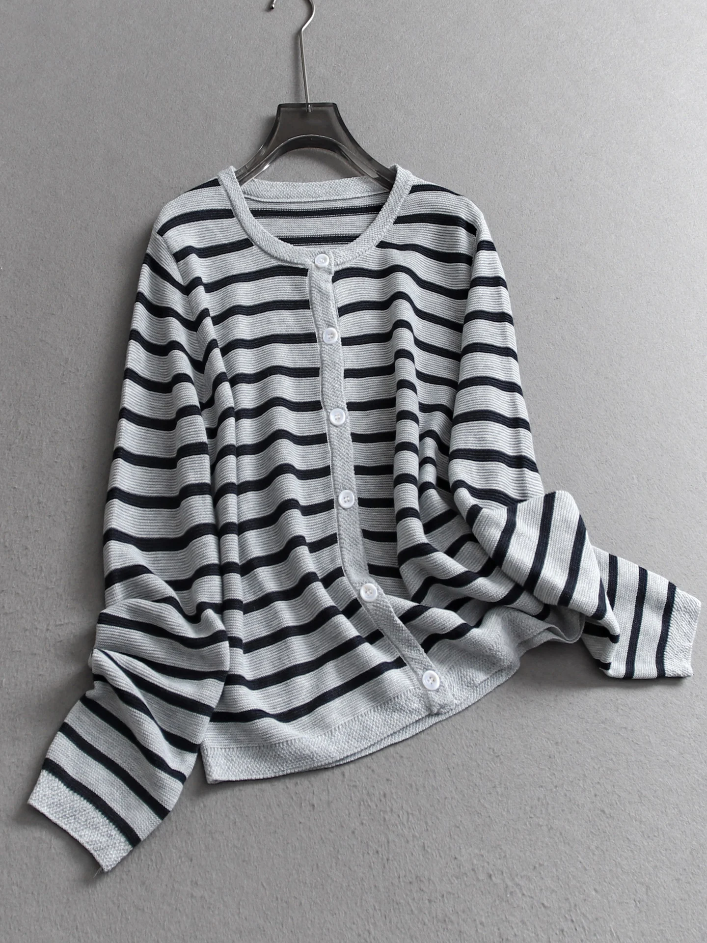 Soft Skin-Friendly round Ne Long Sve Women's Knitted Cardigan Versatile Striped Color Blo Outerwear Autumn New Arrival