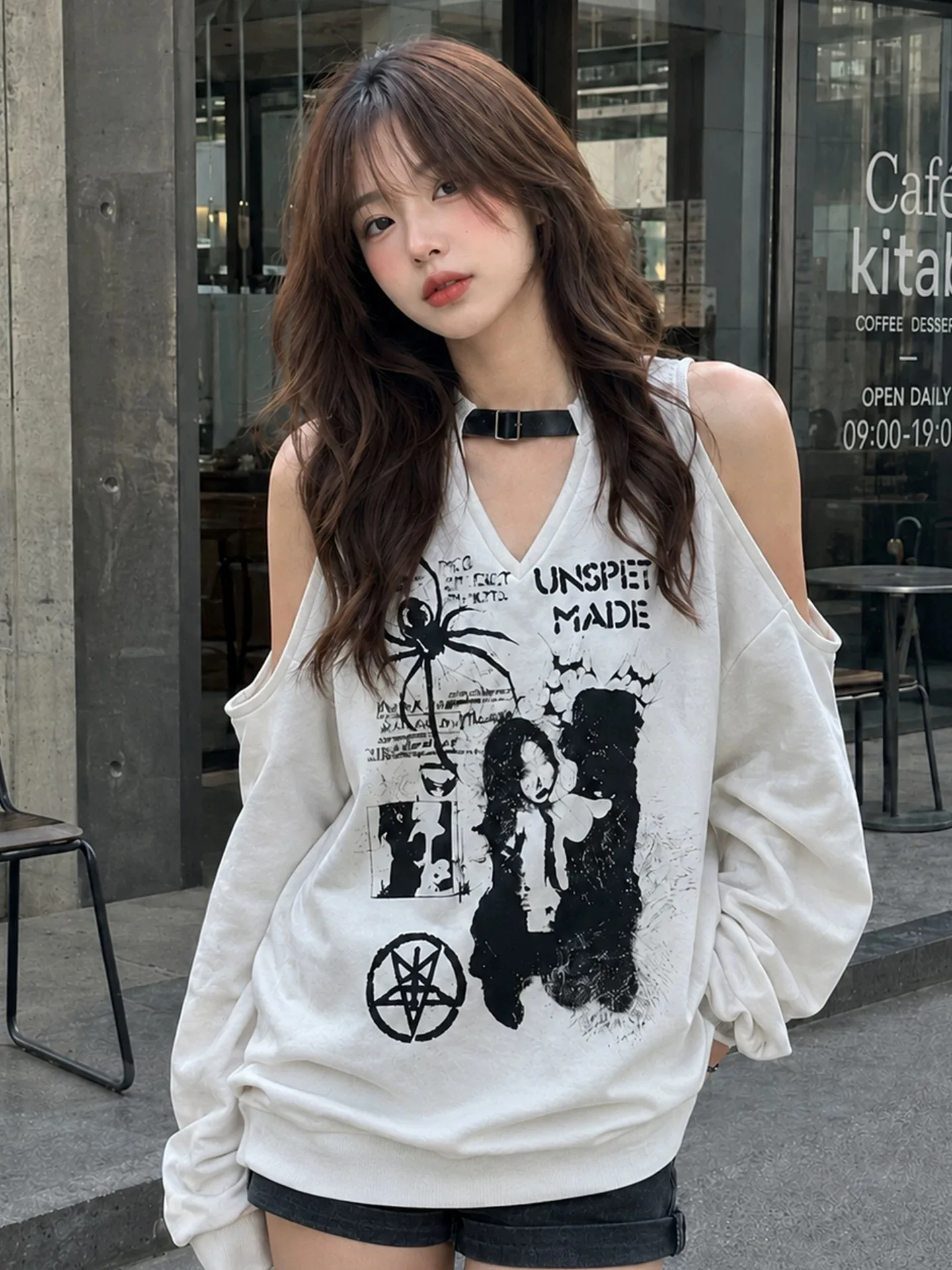 Doodle Print Off-Shoulder Long Sleeve Sweatshirt Women's Thin Worn Design Loose Slimming Versatile Hollow Top Breathable Cott...