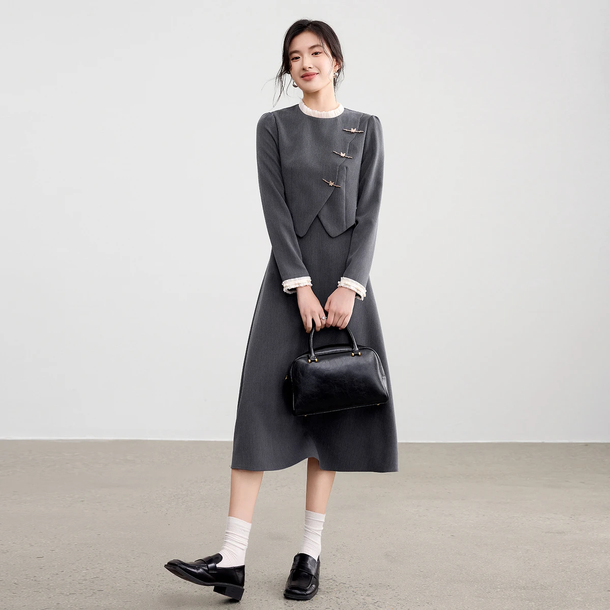 SENTUBILA Fake Two-Piece Dress for Women 2026 Autumn Elegant Contrast Color Ruffle O-Neck Fake Placket  A-Line Dresses 153LI2751