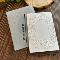 Beauté naturelle : la danse harmonieuse des fleurs et des feuilles "Dessin dossier en relief 3D - Convient pour la fabrication de cartes et de scrapbooking 3