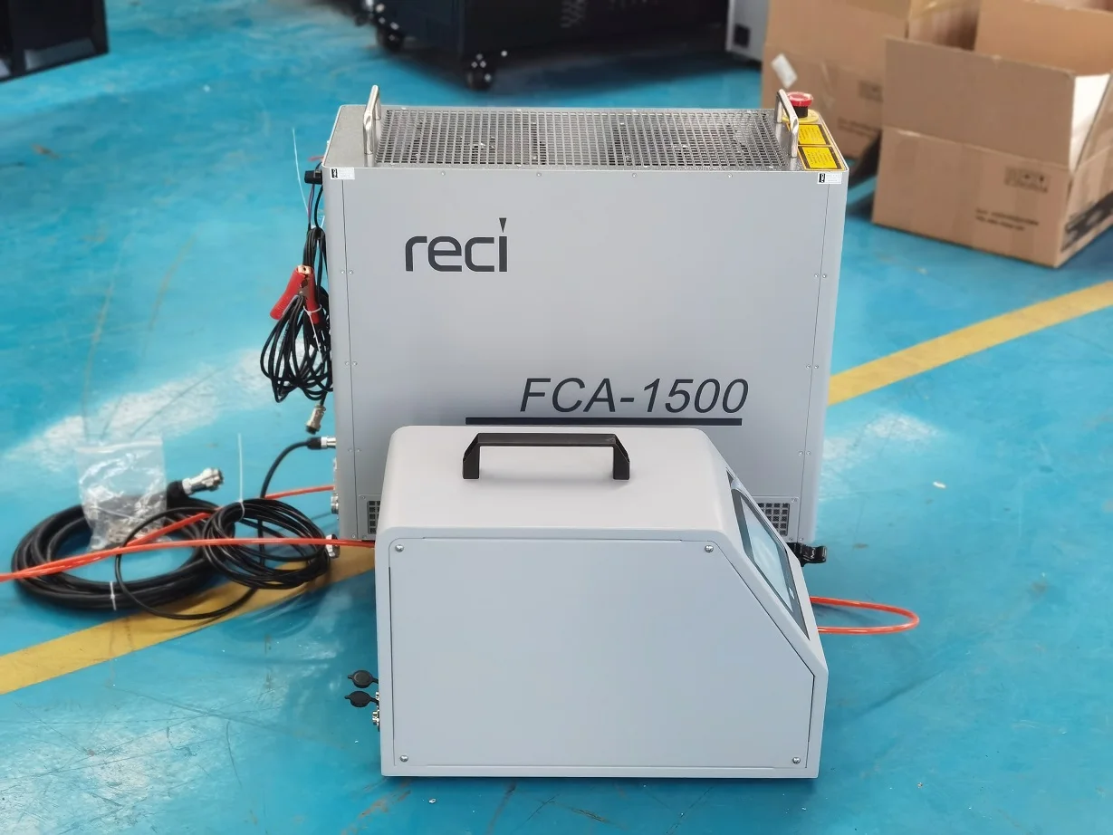 

Reci 1500w FCA-1500 Mini Size Portable 55kg Light Weldig Machine with Auto Wire Feeder for Brass Stainless Steel