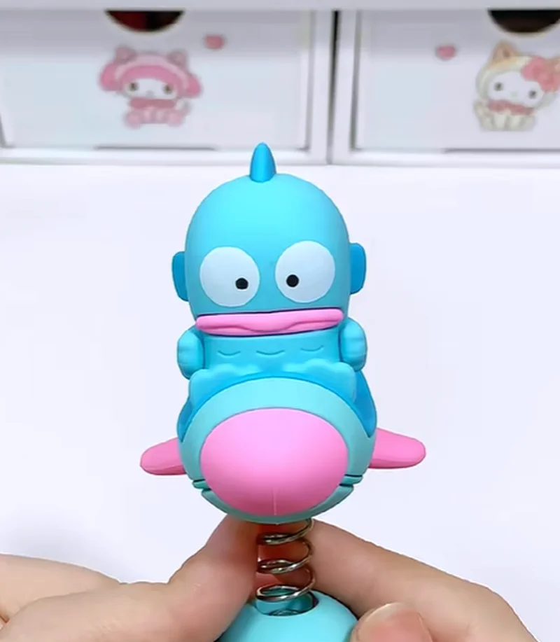 โมเดลตุ๊กตาสุนัขหูใหญ่เมโลดี้แท้ ของตกแต่งโต๊ะทำงาน ของเล่นติดรถยนต์ ของสะสมสุดฮิต ของขวัญสุดเทรนดี้ โมเดลแอ็คชั่นฟิกเกอร์ อนิเมะ