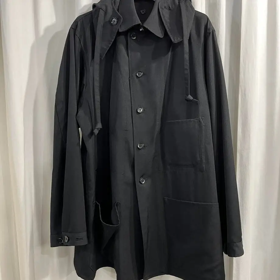 TOP-YAMAMOTO ® Black Form-Fitting Windbreaker Jacket for Men - Loose Fit, Workwear Style, Buttoned Collar