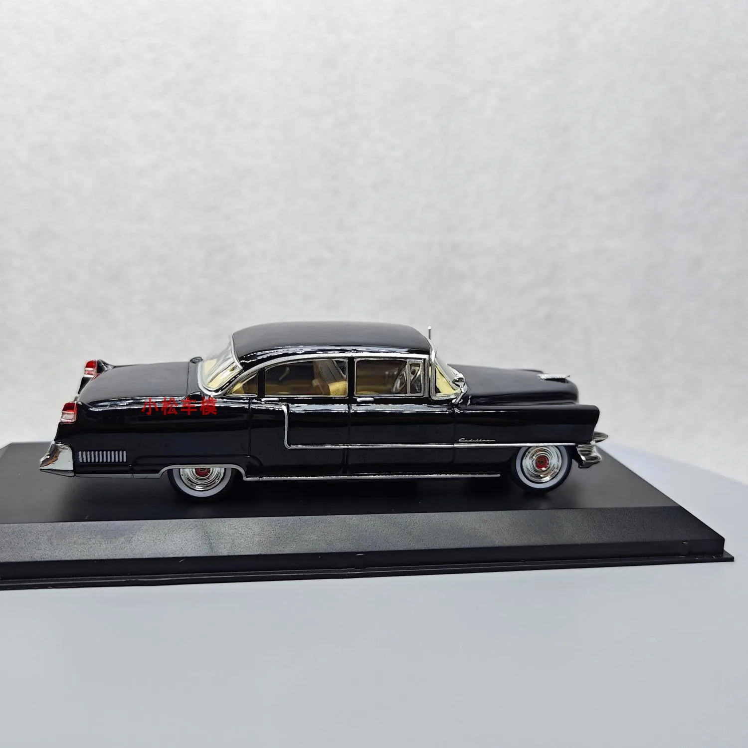 1:43 1955 Cadillac Fleetwood Series 60 Special edition ﻿Alloy Car Model Collectible Toy Gift Souvenir Display Ornament