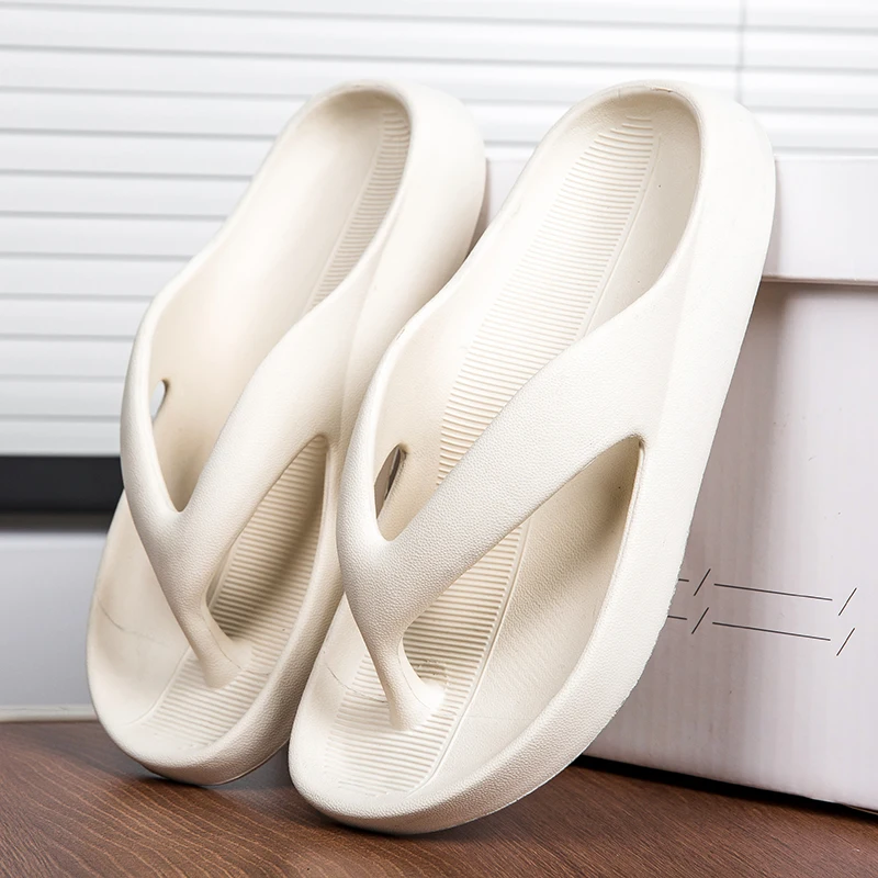 New Summer Style Men's Thick-Soled Flip-Flops, Fully Soft and Molded in One Piece Eva, Street Style, Beach Casual Flip-Flops