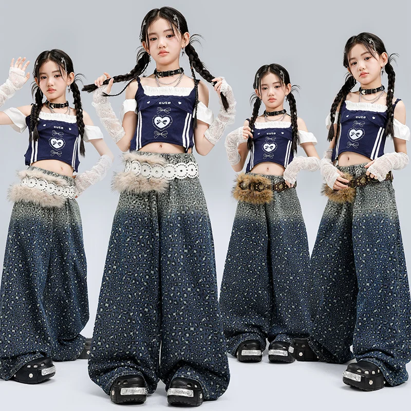 

Kids Girls Kpop Jazz Dance Costume Set Cute Heart Print Crop Tops Leopard Pants Street Wear for Hip Hop Dance Stage Performance
