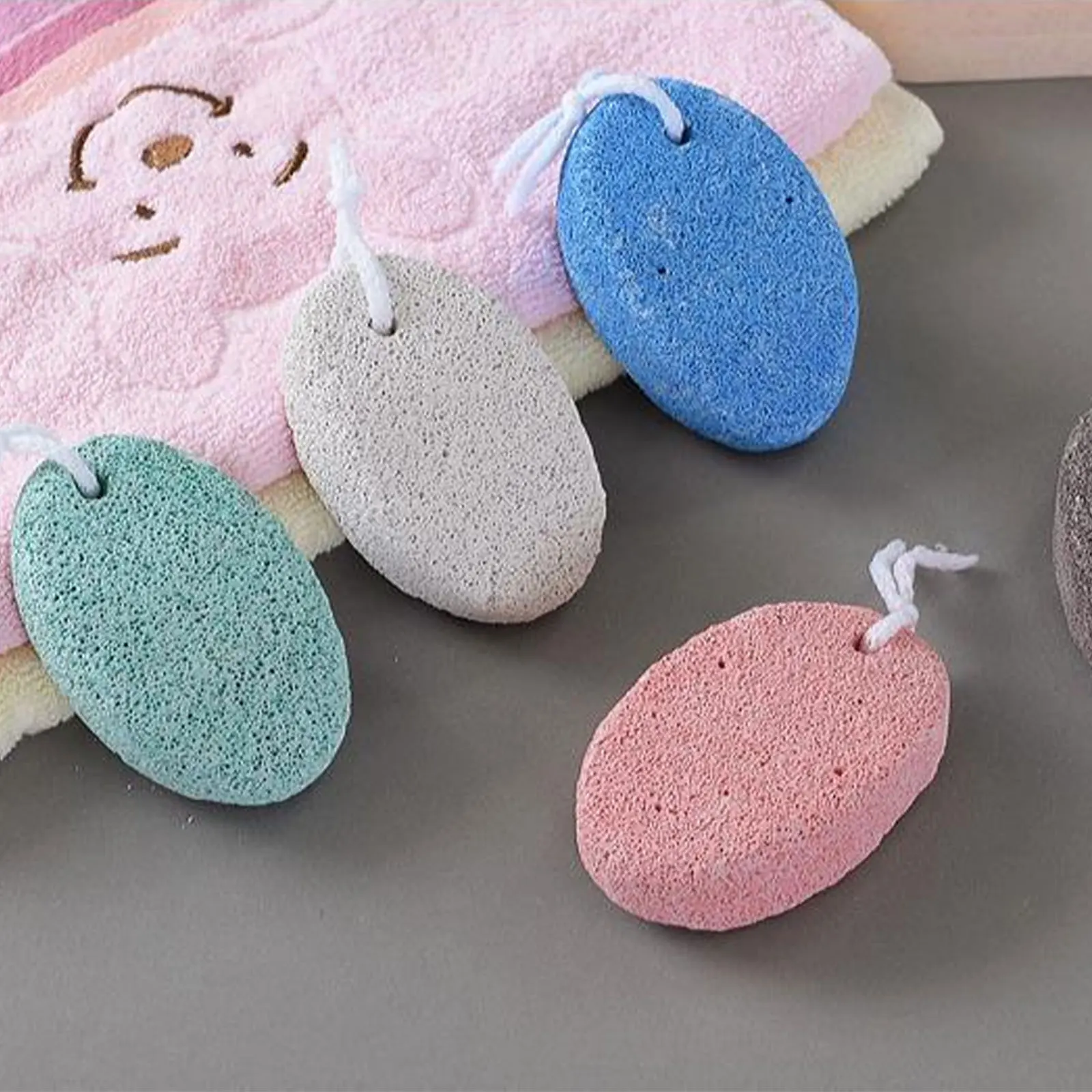 

2Pcs Foot Pumice Stone Set Professional Pedicure Tool for Hard Skin Removal Exfoliating Foot Massage Stone Compact Size Easy