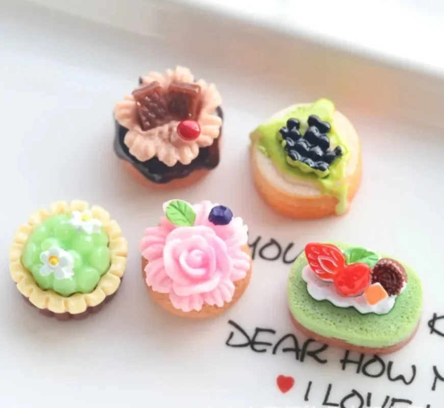 10Pcs Kawaii Simulation Cake Resin Flatback Charms, Fake Food Mini Figurines, Craft Embellishments for DIY Handmade Decor