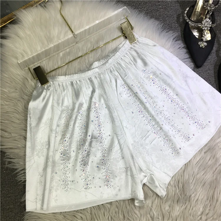 

Shiny Hot Drilling Elastic Waist Wide Leg Shorts for Women Lieght Weight Silky Satin Boxer Brief All-match Out Wearing Pants