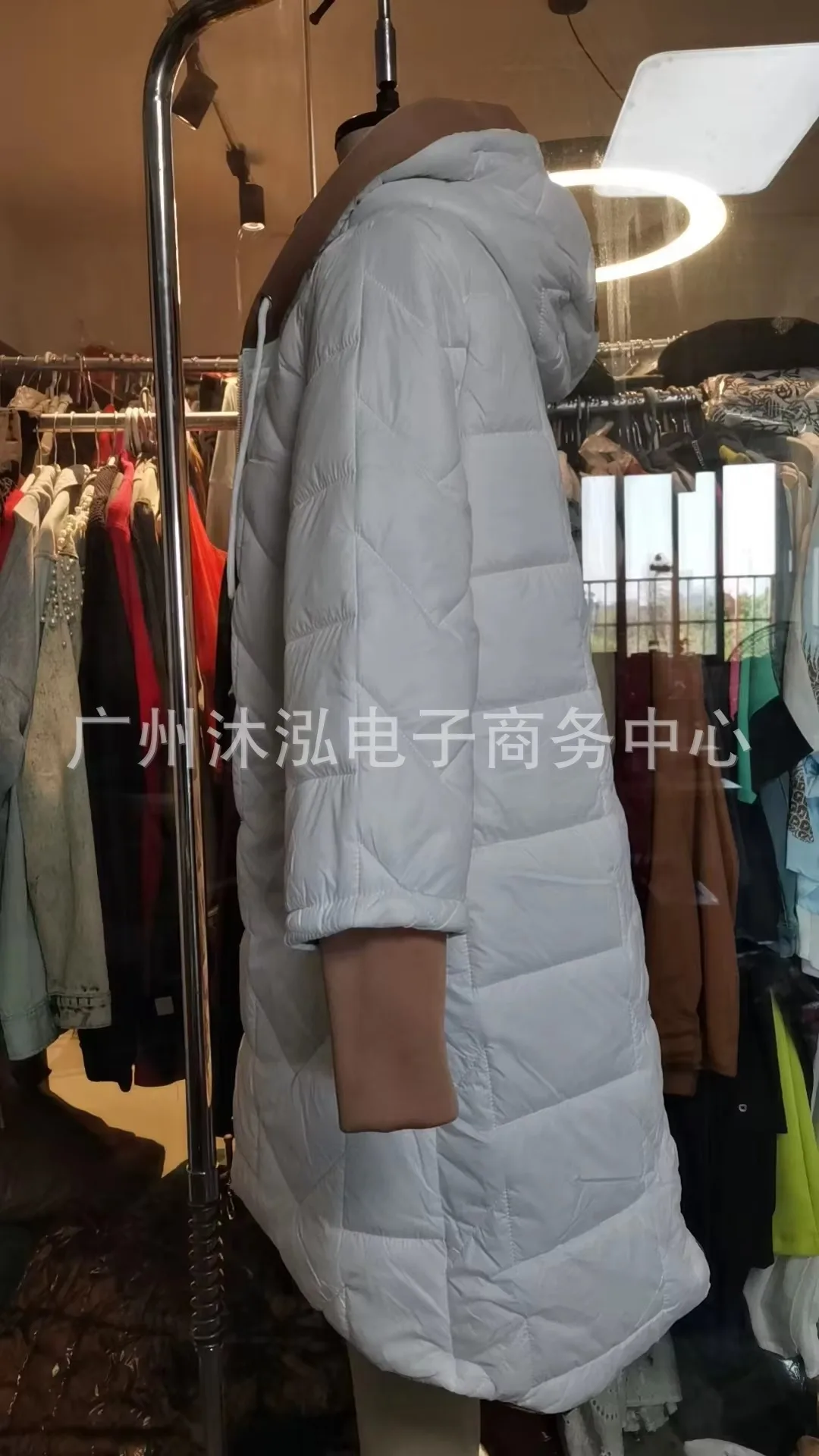 Winter Hooded Loose Solid Color Zipper Cotton Jacket Women Quilted Puffer Coat Fleece Lined Long Warm Irregular Hem Outerwear