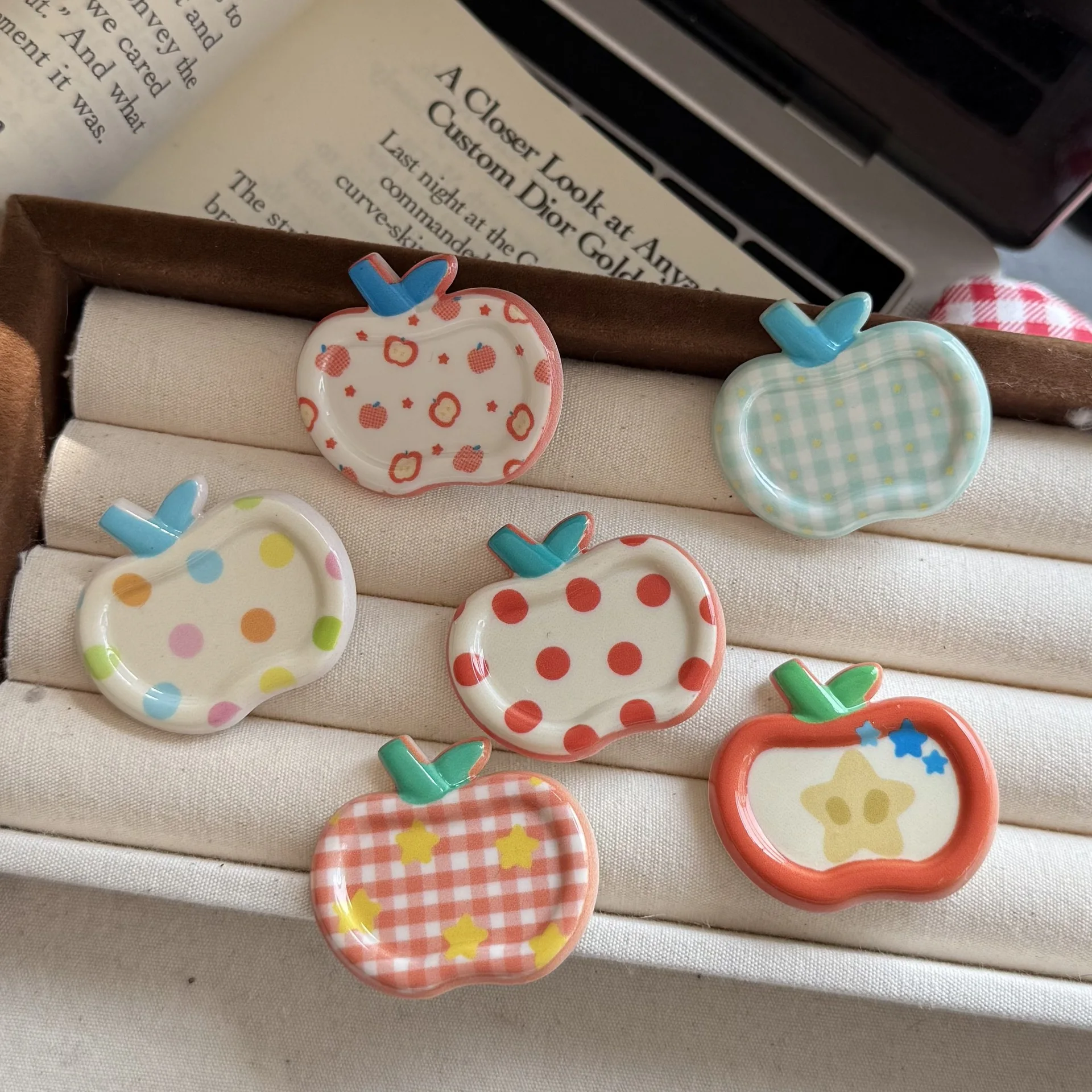 20 قطعة من إكسسوارات الهاتف التي تصنعها بنفسك، مشبك شعر أبل لطيف للفتيات، هدايا خاصة