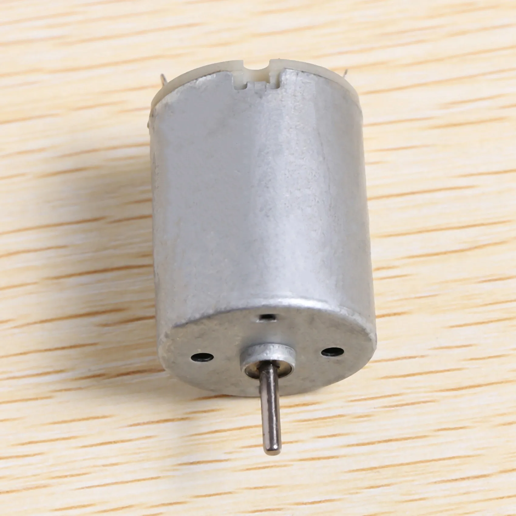 

10X 8000RPM 9V 68MA Магнитный цилиндрический мини-двигатель постоянного тока с высоким крутящим моментом Silver-A80Z