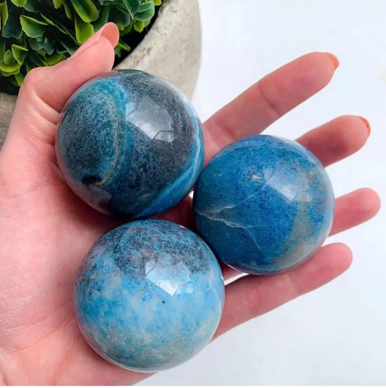 Imagem -03 - Trolleite Cristal Esfera Bola Oceano Azul Charka Cura Home Decor Natural