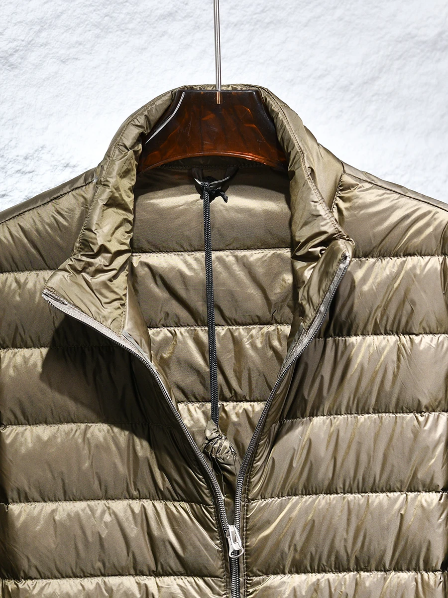 Warm And Lightweight Duck down Jacket Stand Collar Casual Style Youth Fashion Nylon Fabric Thermal Insulation Puffy Coat for Men