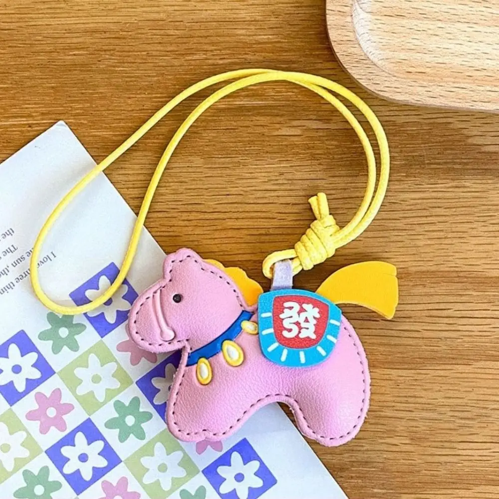 الكرتون الحصان المفاتيح الجلدية 2026 سنة الحصان الحصان قلادة الصينية زودياك الحصان حلية زودياك المهر حقيبة معلقة #1