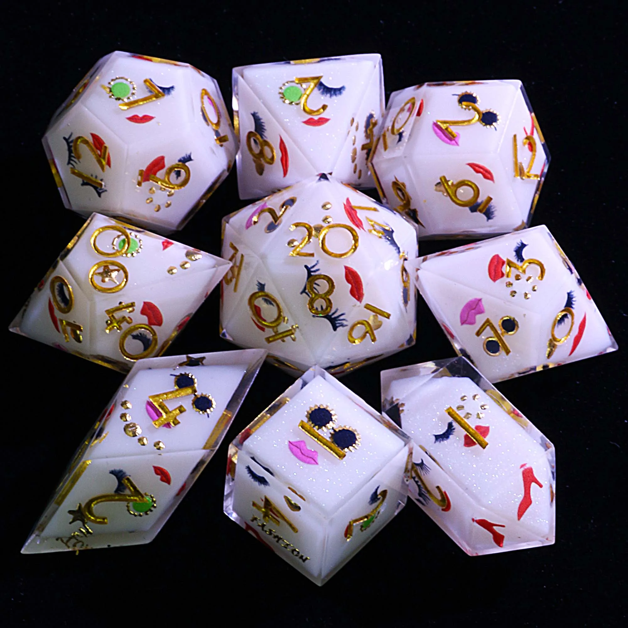 

9. Многогранный набор Dice D&D Rouge Club