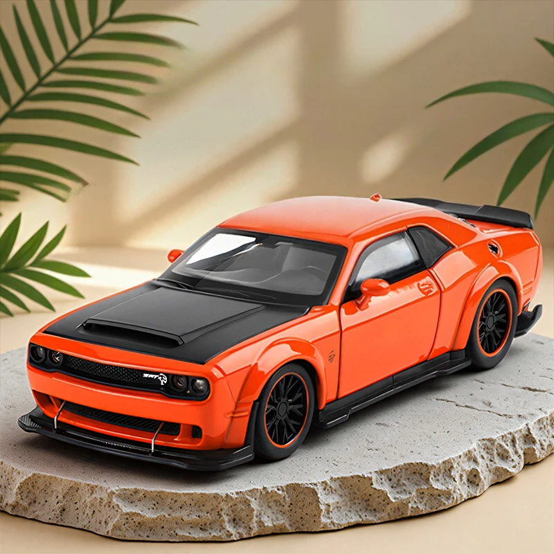 

1: 32 Dodge Challenger SRT Hellcat Metal Alloy Car Model Sound & Light Toy Car Central Control Ornaments Gift For Children