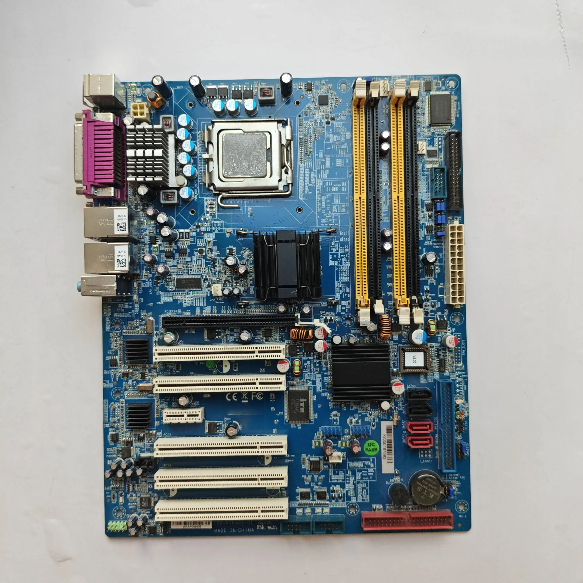 

Промышленная материнская плата AIMB-763G2 AIMB-763G2-00A1E с поддержкой двух сетевых карт, DDR2, 775, четырехканальная