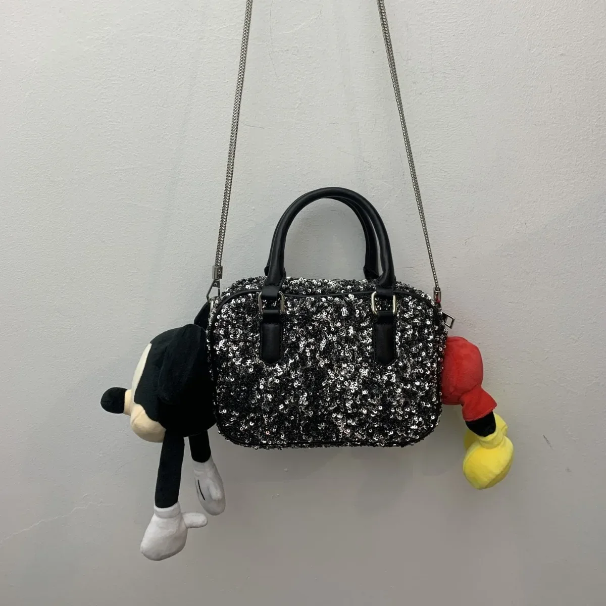 

Disney Purses and Handbags Mickey Dolls Shoulder Bag High-capacity Crossbody Bags for Women Cute Cases Korean Fashionable Pouch