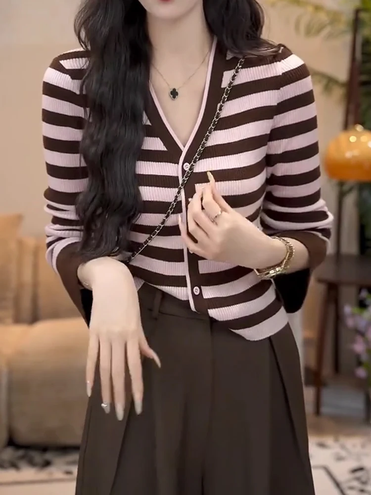 

Ele V-Ne вязаный длинный топ све больших размеров для похудения, универсальный женский модный осенний Новое поступление, французский слэ