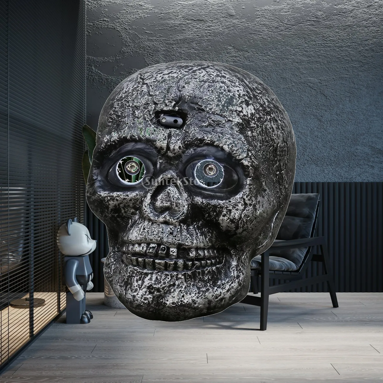 Sound Activated Skull Decoration Light Up Lamp for Halloween Party Table Eerie Cranium Plastic Prop