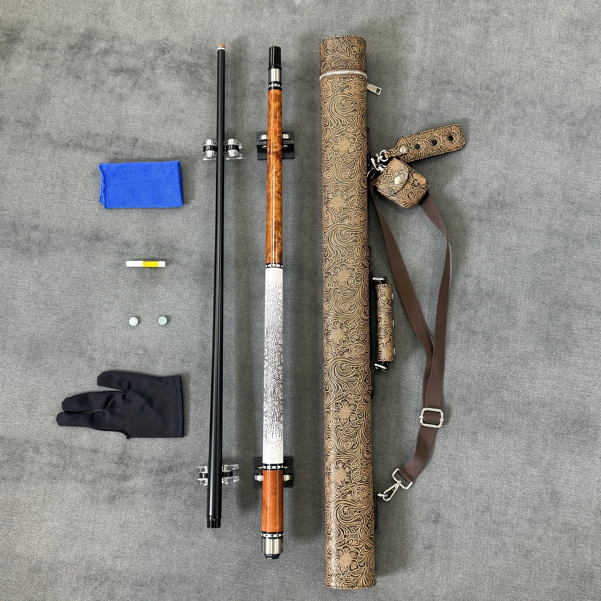 

New Style Golden Brown Handmade Embossed Cue Case, 12.5mm Tip, Equipped with High-Quality Carbon Fiber Pool Cue, 5-Piece Accesso