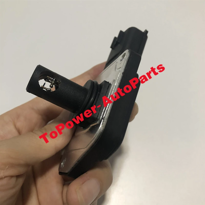 Mass Air Flow MAF Sensor 22680-2J200 AFH70-14 for Nnissan Navara Pathfinder Terrano Infinitii 226802J200 AFH7014