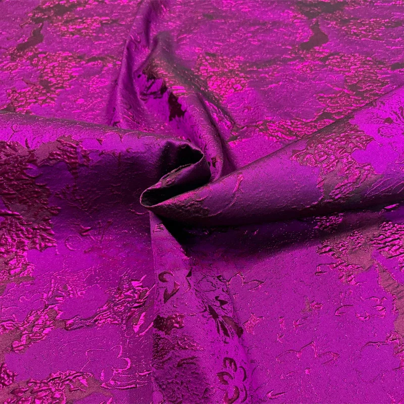 

Фиолетовая трехмерная рельефная цветная тканая жаккардовая ткань, одежда из золотой проволоки, тканая куртка Cheongsam, женские платья, ткань