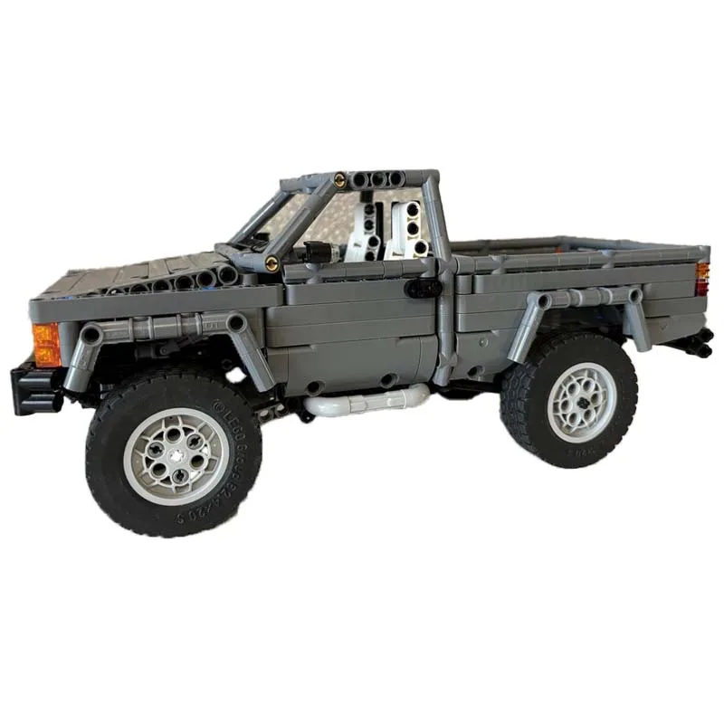 1029 Pezzi Auto Sportiva Toyota Hilux 1985 MOC, Blocchi da Costruzione Modulari Personalizzabili, Design Semplice Educativo, Giocattolo Fai-da-Te per Bambini, Regalo per le Vacanze