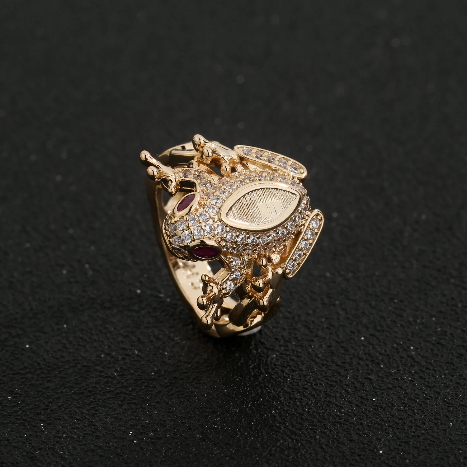 Hip-hop jewelry animal ring weighs 6.9g, fashionable and charming, suitable for men and women