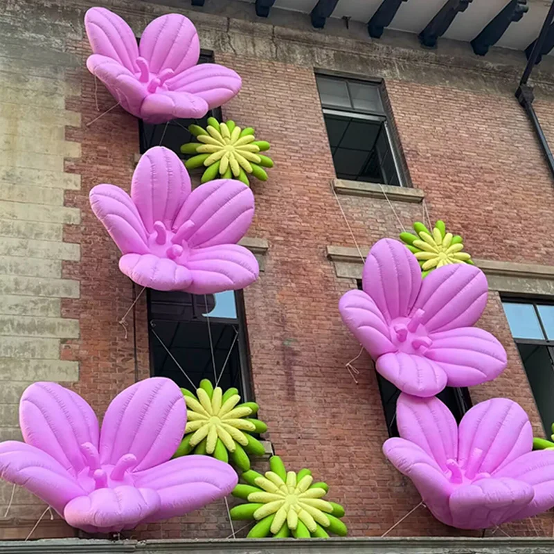 زهور قابلة للنفخ مع منفاخات، نماذج هوائية نباتية، دعامات تزيين عشب مربعة لمركز التسوق في الهواء الطلق