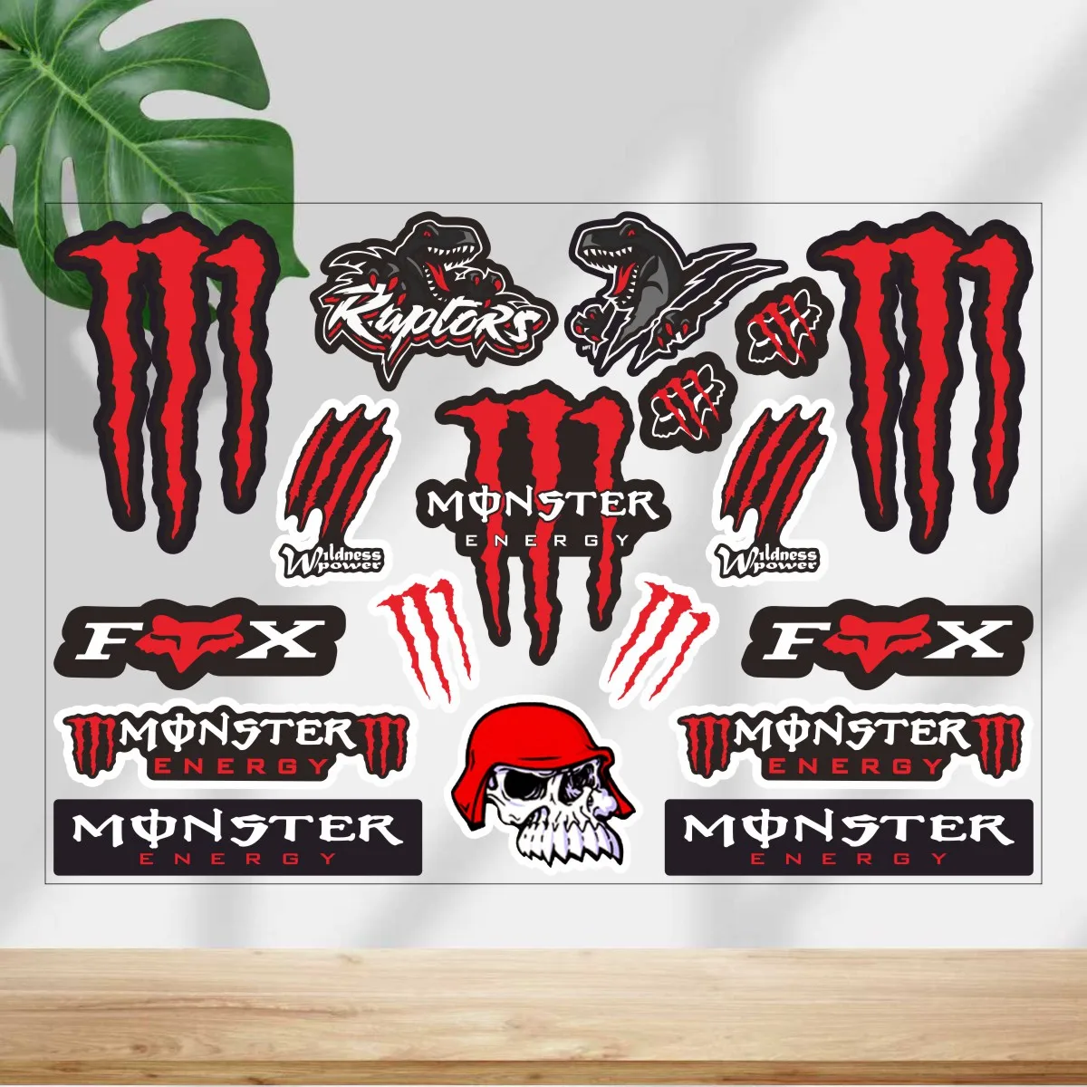 سباق السيارات دراجة نارية الوحش ملصقات الطاقة خوذة الدراجة الحمراء الشارات عدة لياماها هوندا كاواساكي سوزوكي Ktm Bmw دوكاتي انتصار #1