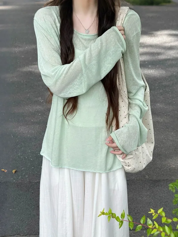Retro Cute Loose Roll  Thin Long Sleeve Sun Protection Shirt Casual Cotton T-Shirt for Women Commute Style High Waist