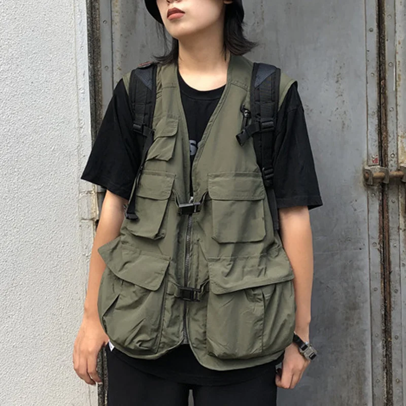 New Arrival 2023 Solid Top Fashion Pockets Casual Brand Clothing Military Function Tactical Tooling Multi Pocket Vest Shoulder