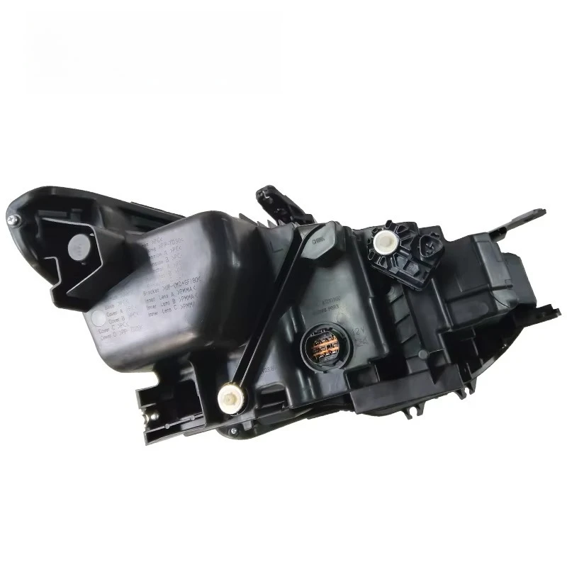 High Quality 12V SA2FC-4121010D Left Combined Headlight Assembly with New Condition