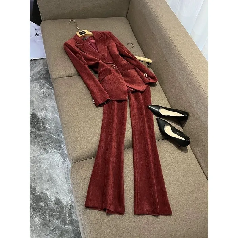 

High-end Light Luxury Red Velvet Autumn New Style Elegant Goddess-like Women's Two-piece Suit Set High-end Fashion Womenswear