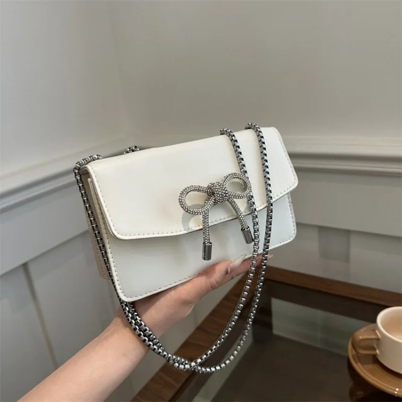 

High-End Luxury Brand Ladies Messenger Bag Leather Elegant Famous Designer Fashionable Classy Detailing Daily Bag​