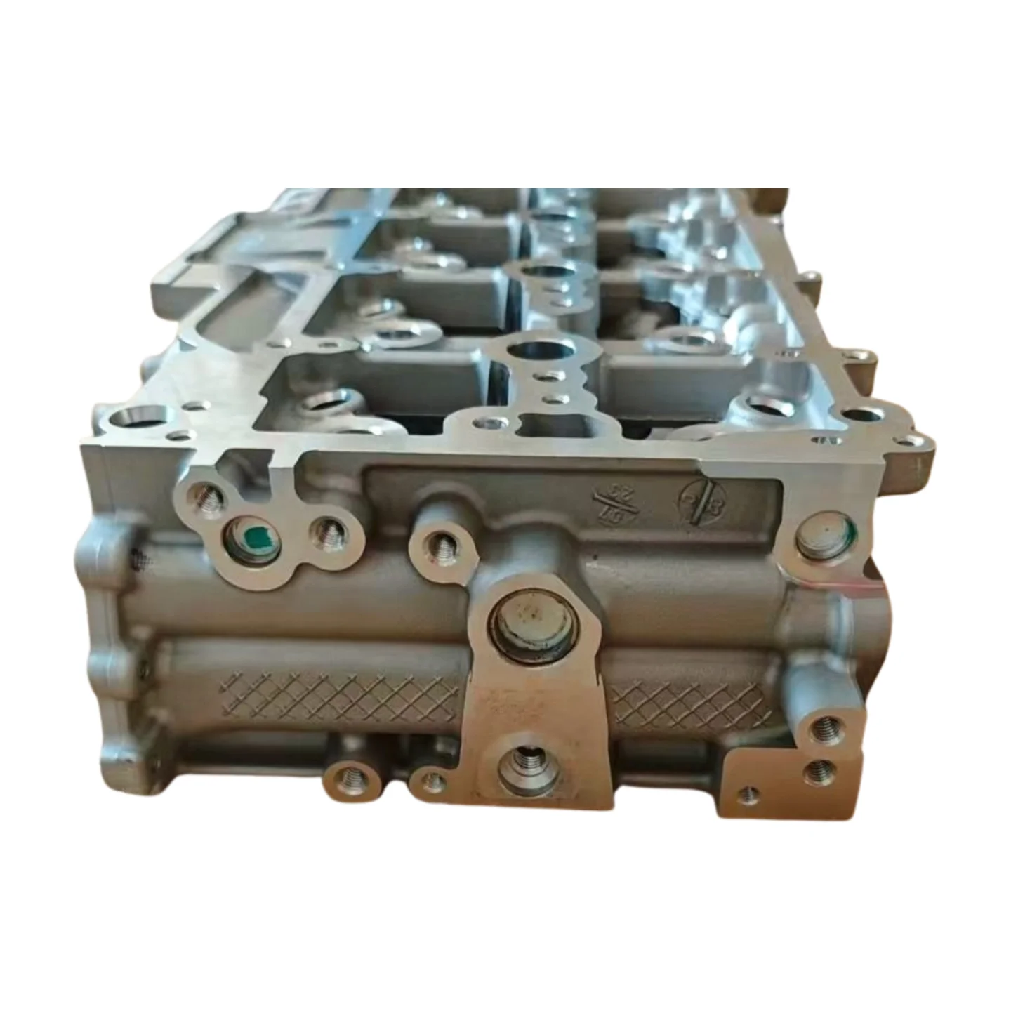 

New Coming Stock Auto Engine Car Spare China Quality Cylinder Head (empty) OEM GK2Q-6C032-AA/HG9Q6C032AB For Ranger 2.0