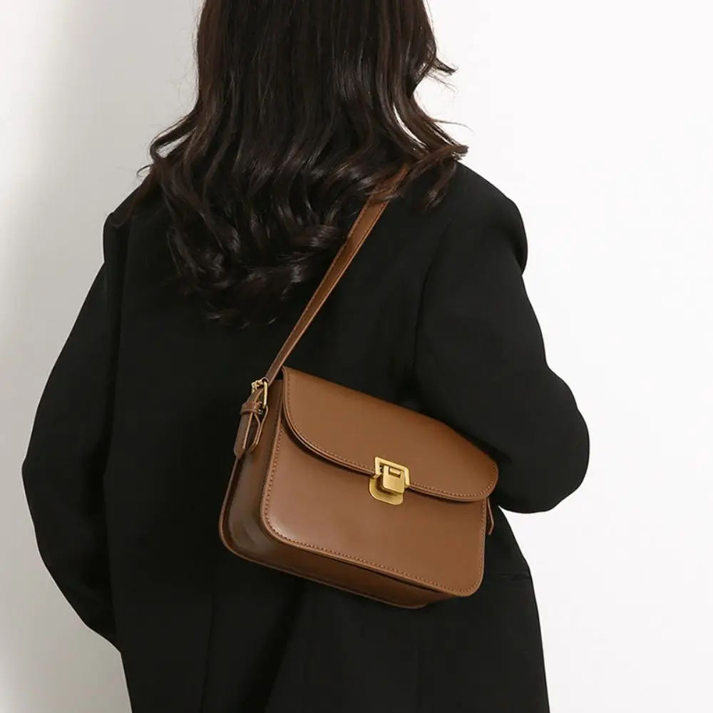 الكورية خمر مشبك حقيبة كتف بلون الترفيه حقيبة مربعة صغيرة بولي Leather الجلود Cuasal المرأة الإبط حقيبة Shoping