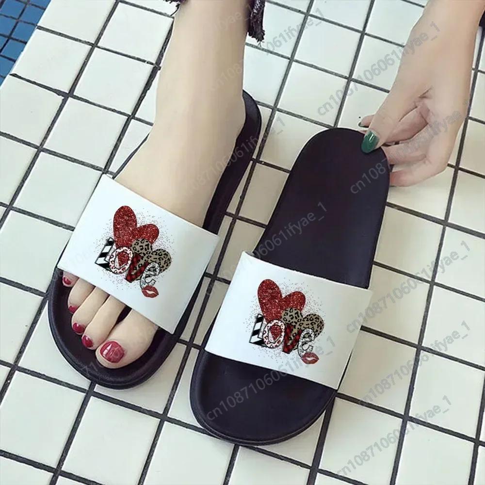 Love Print Summer Ladies Slippers Soft Sole Beach Slides Home Slippers Fashion Indoor Slipper Anti-Slip Women Shoes