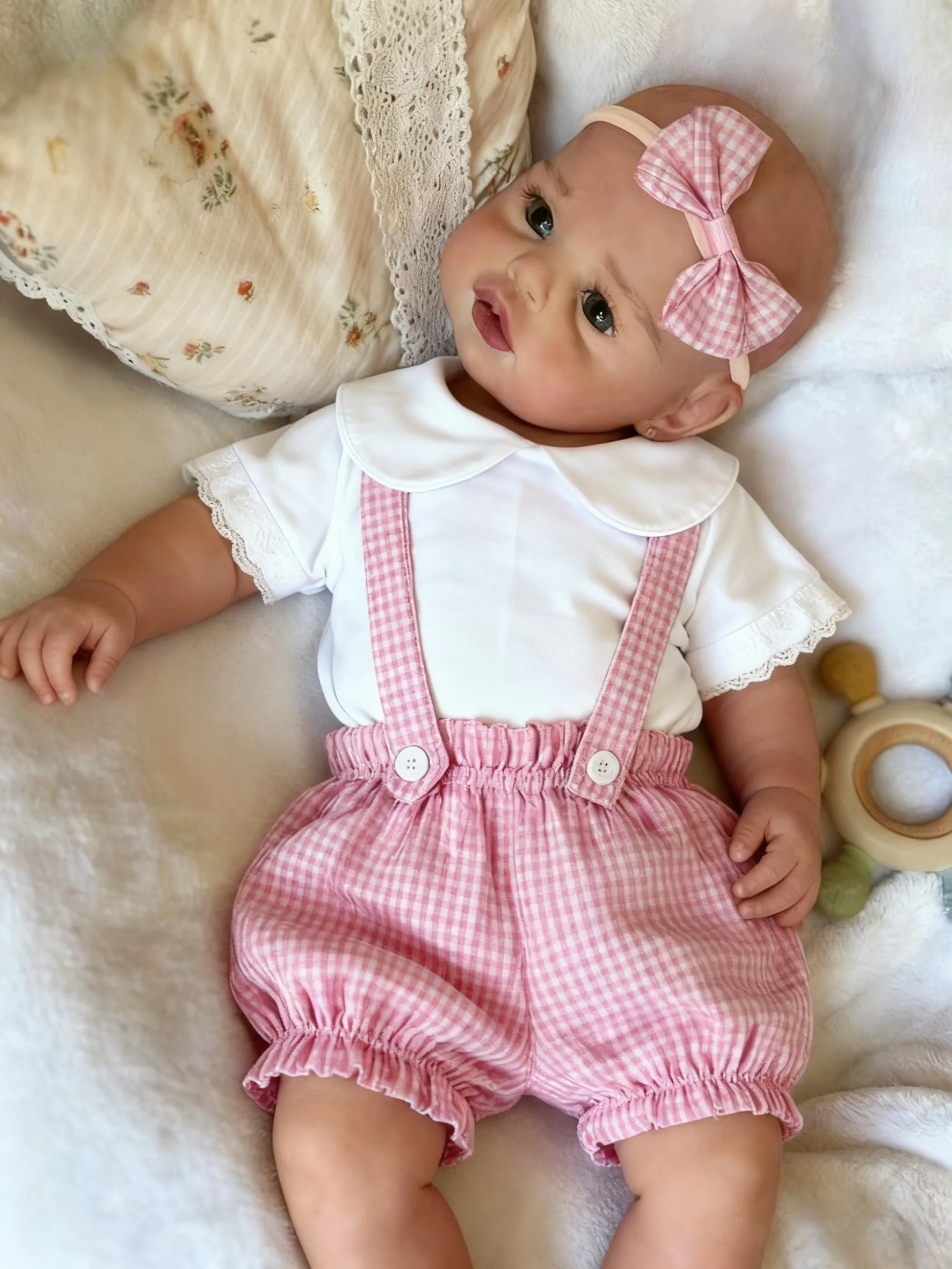 

Aizwa1 18 Inch Lifelike Silicone Reborn Baby Doll Girl Handmade 3D Painted Skin Bald Newborn Doll