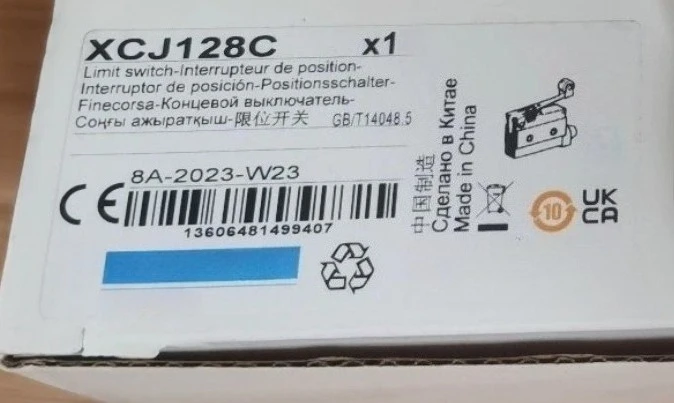

Brand New Original The new XCJ128C limit switch Fast delivery