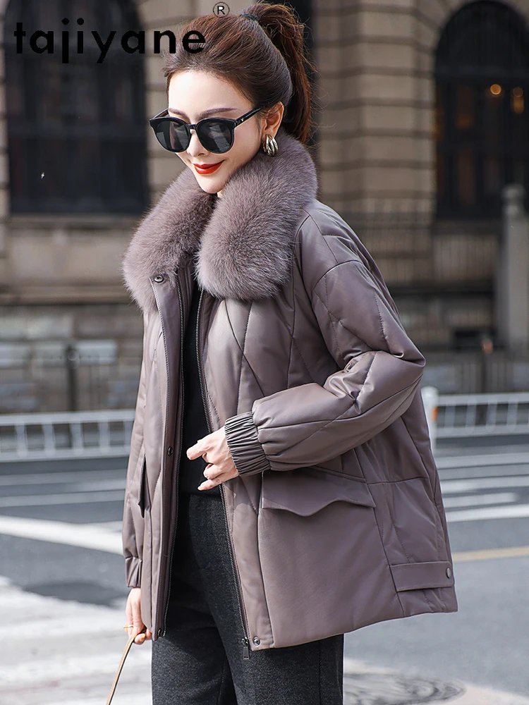 TAJIYANE 100% جلد الغنم أوزة أسفل معطف فضفاض قصير الجلد الحقيقي سترة منفوخة النساء مع الثعلب طوق الشتاء ملابس امرأة 2025