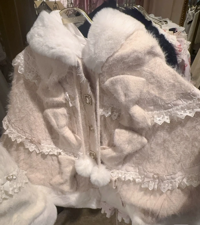 

Японский милый плюшевый плащ Liz с бантом для девочек, женская вязаная накидка в стиле Лолиты, осенне-зимняя мягкая теплая куртка-пончо с капюшоном