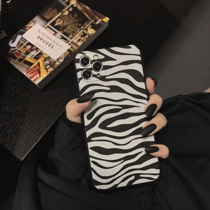 Luxury Zebra Silicone Phone Case Fro IPhone 15 14 13 12 11 Pro Max Plus Advanced Sense Shockproof Hard Cover